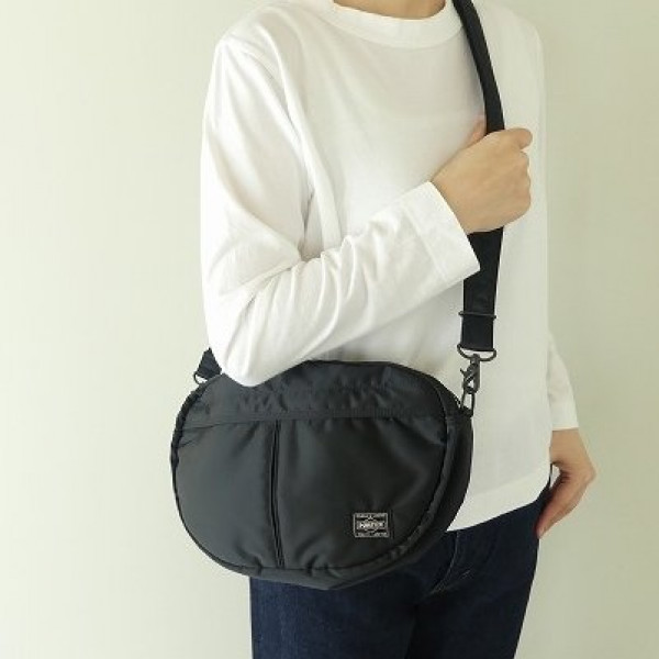 Japanese porter TANKER MA-1 semicircle wear-resistant water splashing shoulder bag